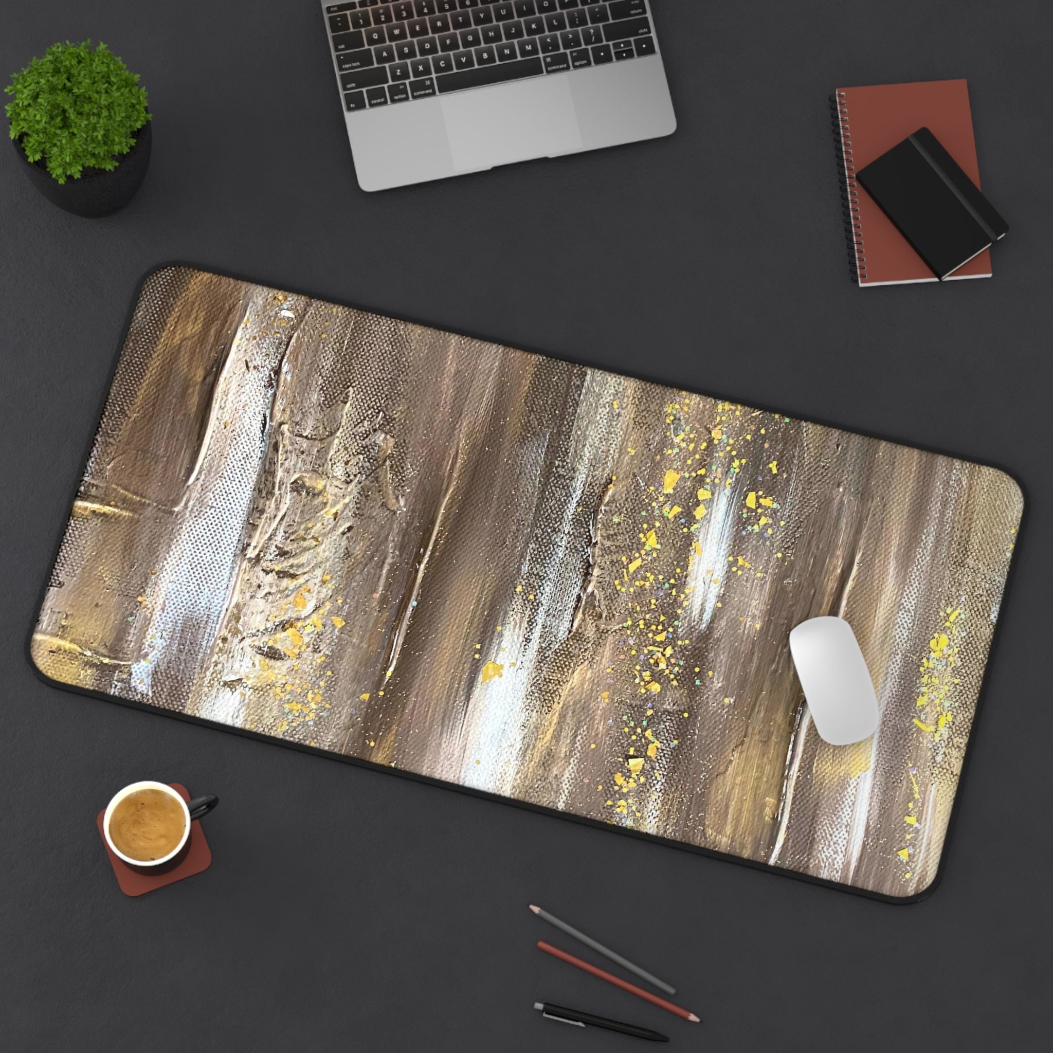 Henri Desk Mat
